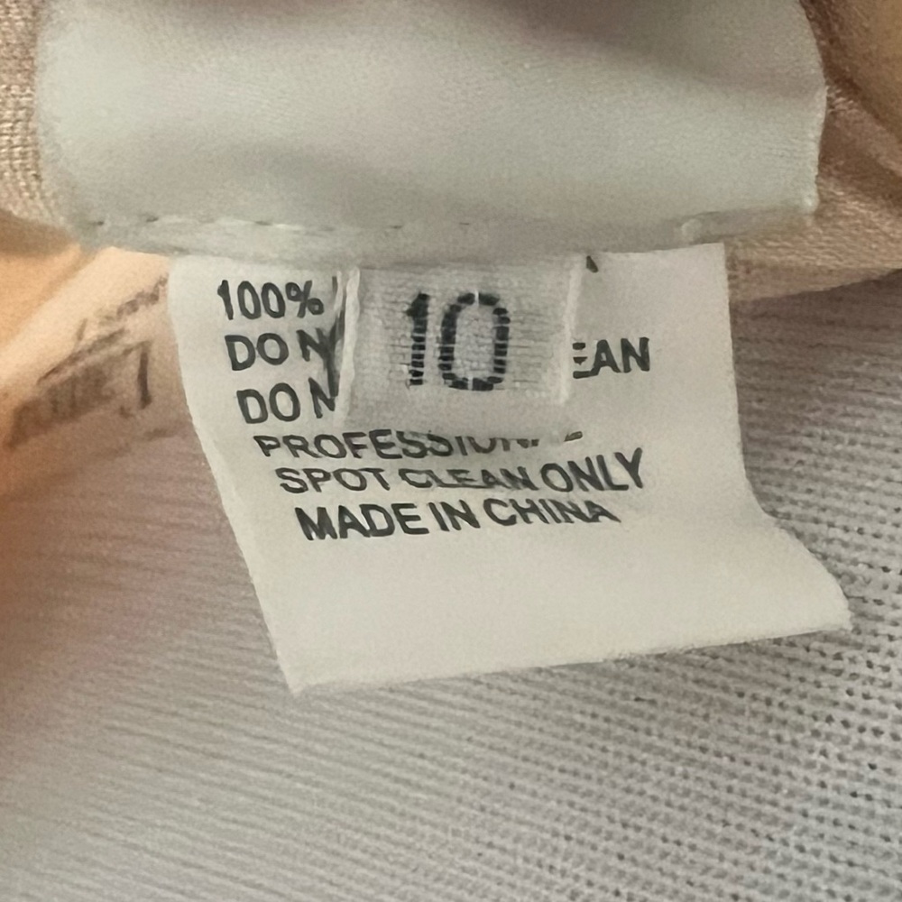 L’Amour Calla Blanche Doretta Wedding Gown - Picture 7 of 15